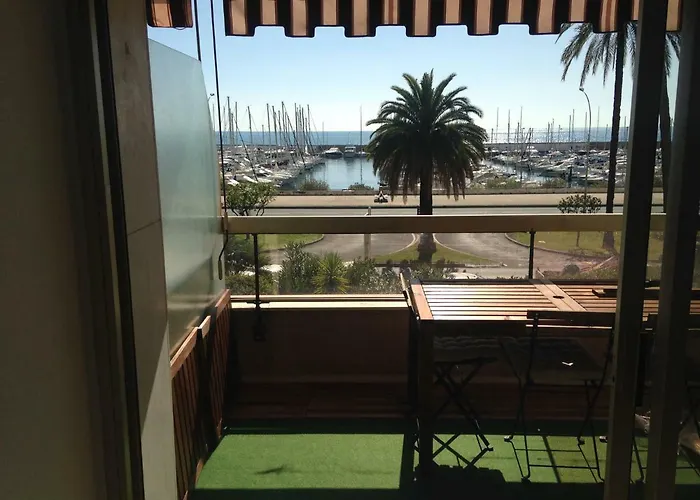 Front De Avec Piscine * Menton